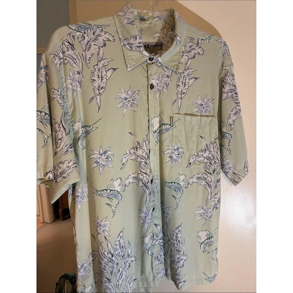 Casual Light Green Floral Short-Sleeve Button-Up Shirt